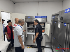 商丘市梁园区春风街道：餐饮查抄护双安 建牢平